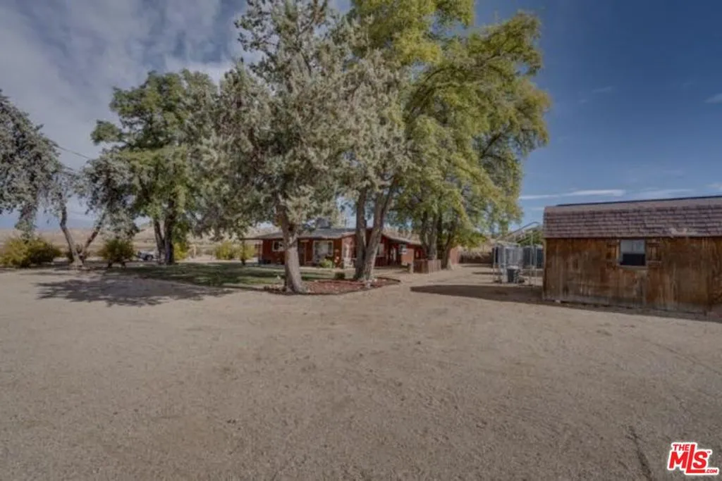 Cuyama, California 93252, United States, 2 Bedrooms Bedrooms, ,1 BathroomBathrooms,Residential,Active,33308