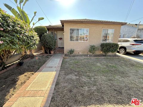 A home in Inglewood