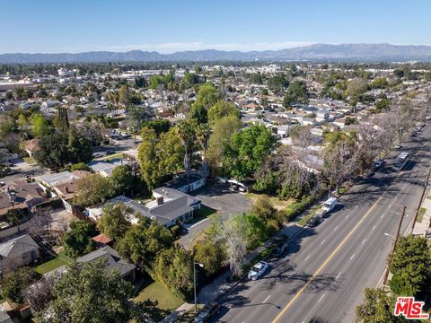 A home in Reseda