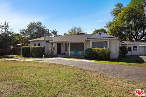 A home in Reseda