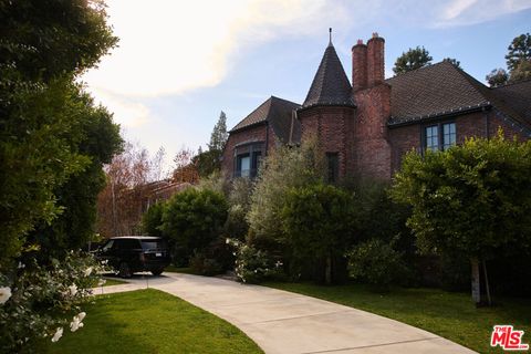 2501 N Vermont Avenue Los Angeles CA 90027