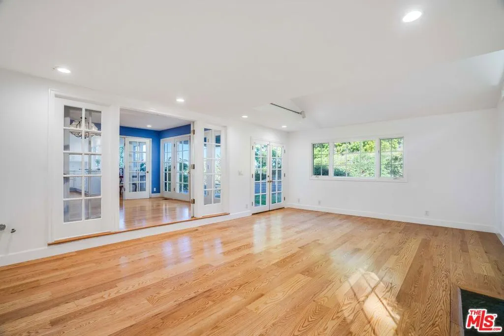 Rolling Hills Estates, California 90274, United States, 5 Bedrooms Bedrooms, ,5 BathroomsBathrooms,Residential,Active,16545