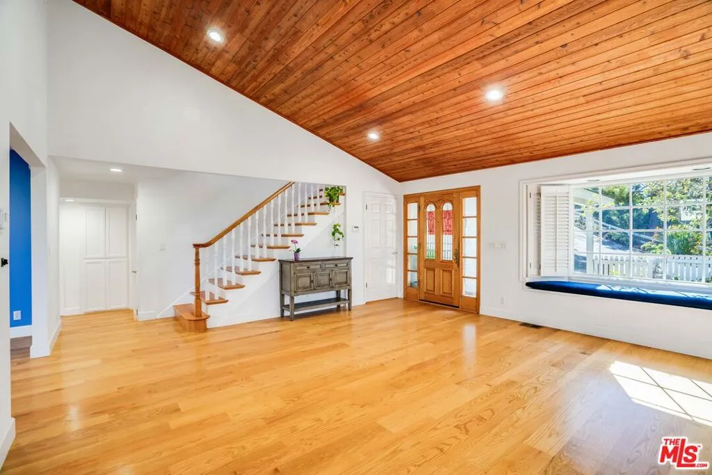 Rolling Hills Estates, California 90274, United States, 5 Bedrooms Bedrooms, ,5 BathroomsBathrooms,Residential,Active,16545