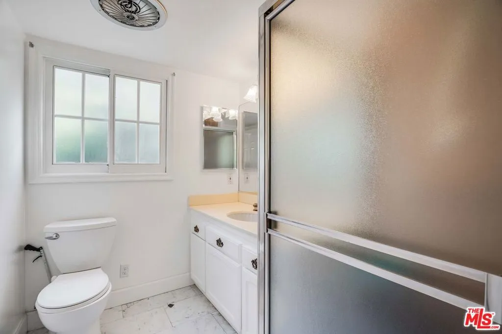 Rolling Hills Estates, California 90274, United States, 5 Bedrooms Bedrooms, ,5 BathroomsBathrooms,Residential,Active,16545