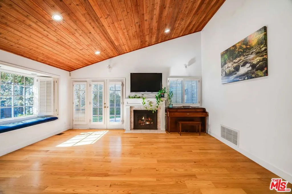 Rolling Hills Estates, California 90274, United States, 5 Bedrooms Bedrooms, ,5 BathroomsBathrooms,Residential,Active,16545