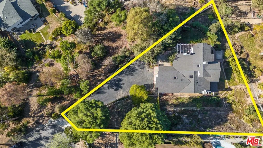 Rolling Hills Estates, California 90274, United States, 5 Bedrooms Bedrooms, ,5 BathroomsBathrooms,Residential,Active,16545