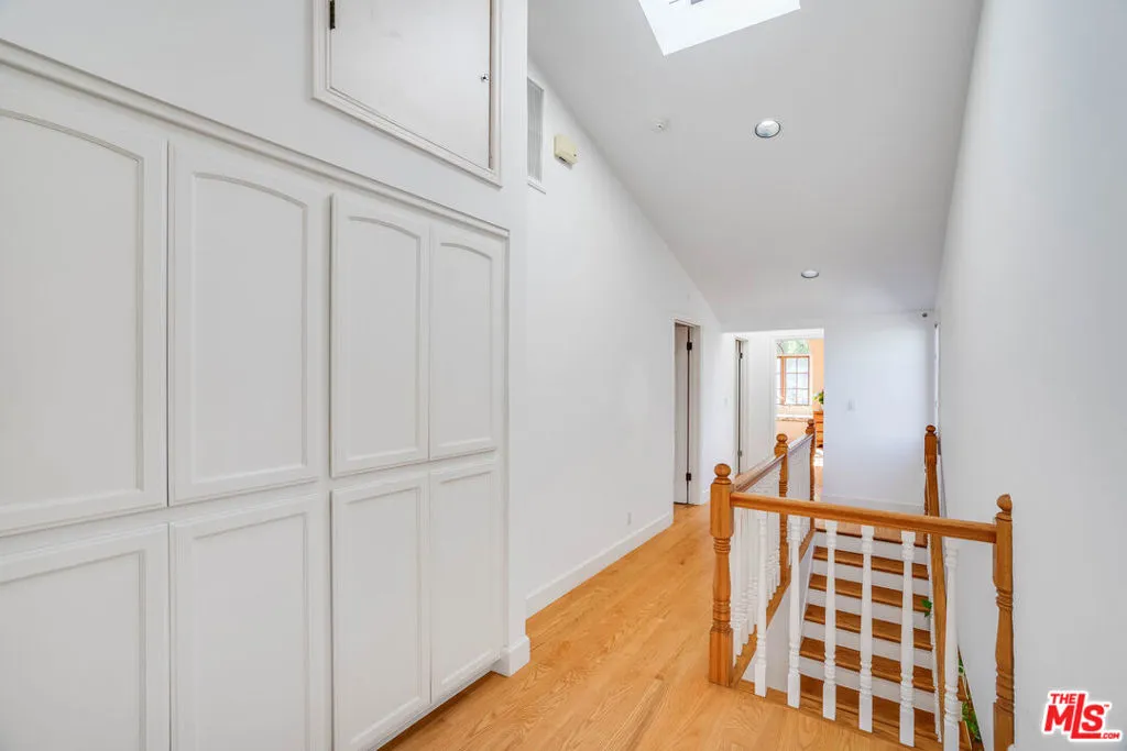 Rolling Hills Estates, California 90274, United States, 5 Bedrooms Bedrooms, ,5 BathroomsBathrooms,Residential,Active,16545