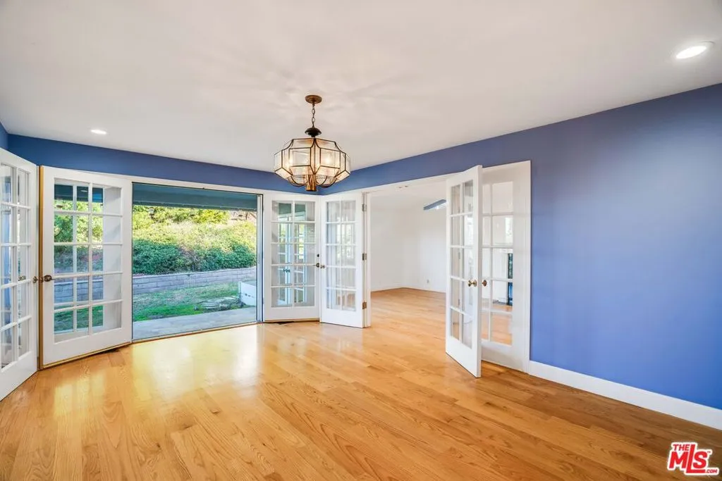 Rolling Hills Estates, California 90274, United States, 5 Bedrooms Bedrooms, ,5 BathroomsBathrooms,Residential,Active,16545