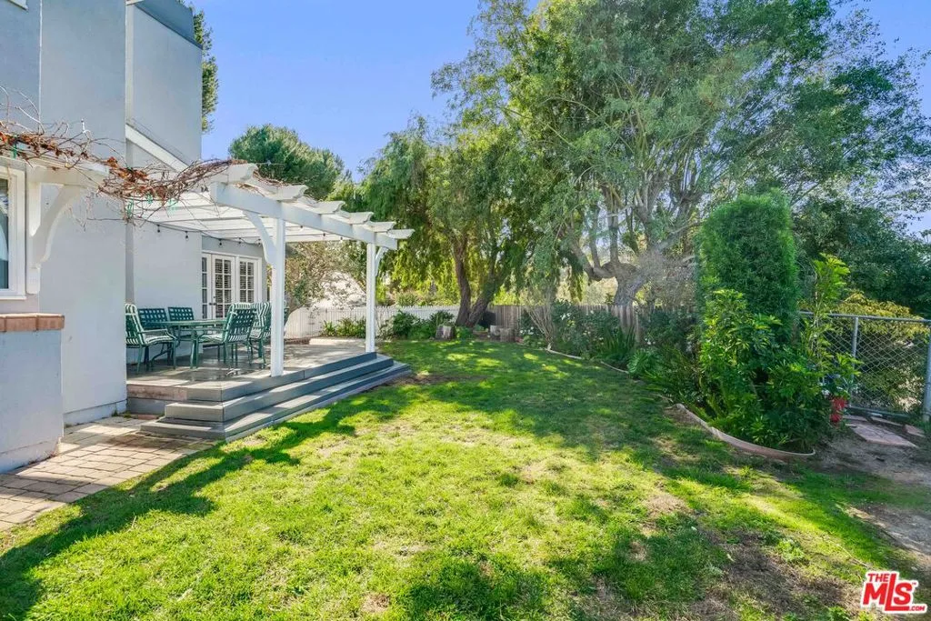 Rolling Hills Estates, California 90274, United States, 5 Bedrooms Bedrooms, ,5 BathroomsBathrooms,Residential,Active,16545