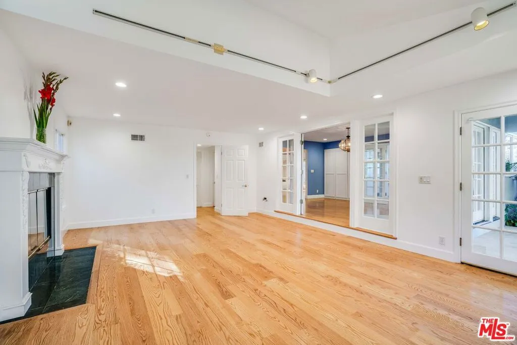 Rolling Hills Estates, California 90274, United States, 5 Bedrooms Bedrooms, ,5 BathroomsBathrooms,Residential,Active,16545