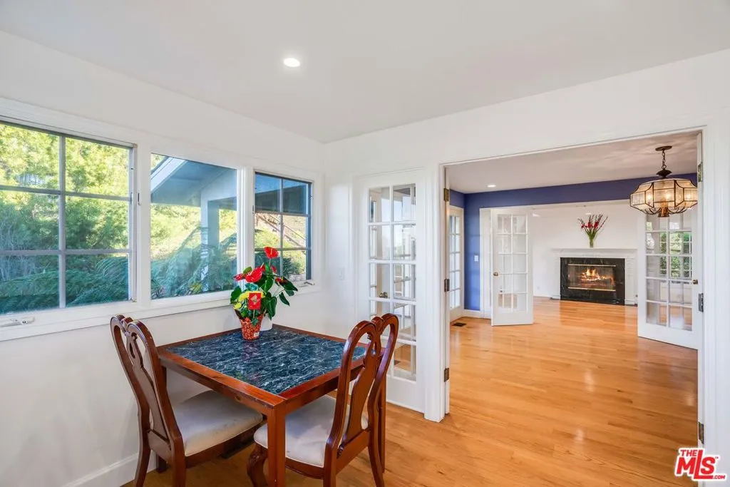 Rolling Hills Estates, California 90274, United States, 5 Bedrooms Bedrooms, ,5 BathroomsBathrooms,Residential,Active,16545