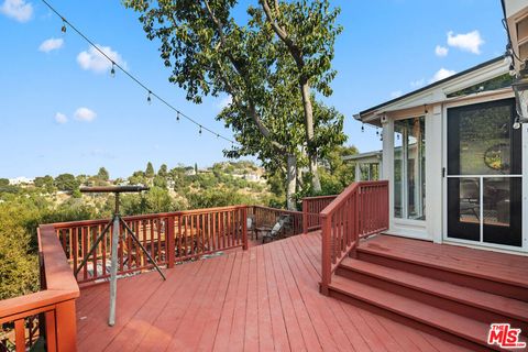 A home in Studio City