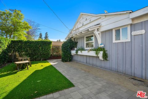 A home in North Hollywood