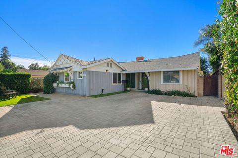 A home in North Hollywood