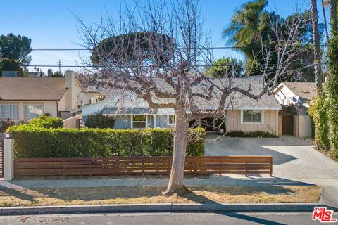 A home in North Hollywood