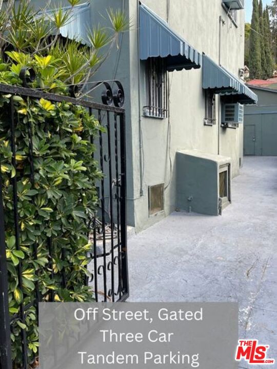 1804 Echo Park Avenue