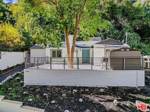 A home in Studio City