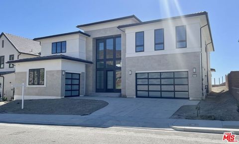 A home in Porter Ranch