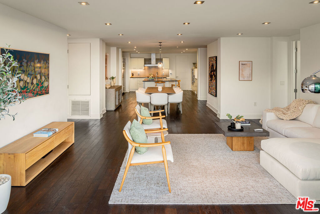 Properties 2 432 N Oakhurst Drive 403