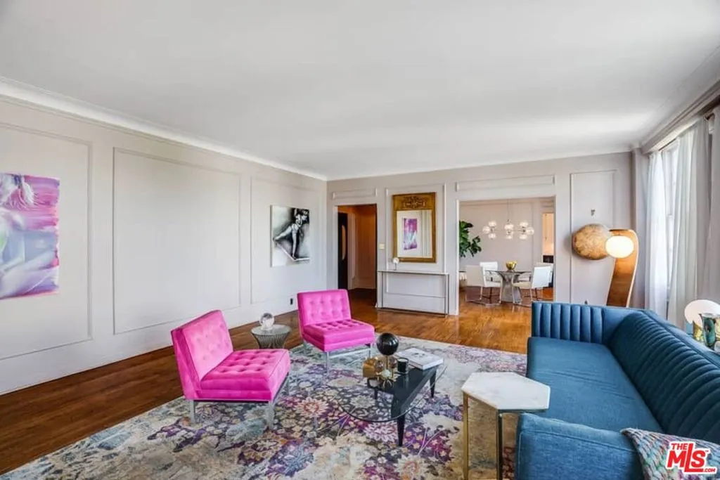 Los Angeles, California 90005, United States, 1 Bedroom Bedrooms, ,1 BathroomBathrooms,Residential,Pending,15469