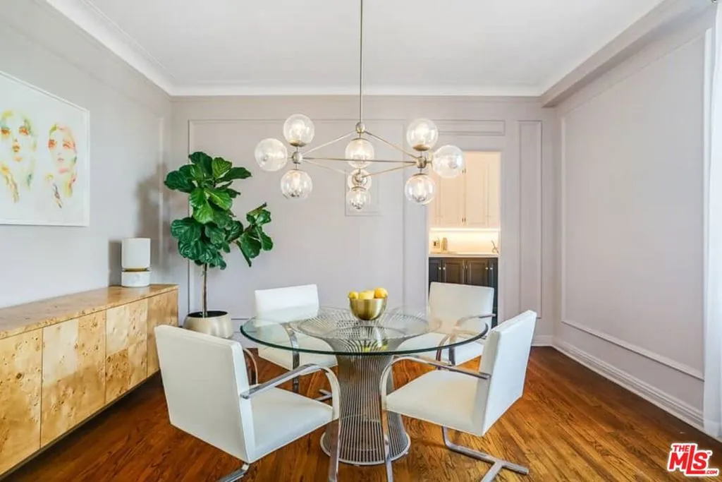 Los Angeles, California 90005, United States, 1 Bedroom Bedrooms, ,1 BathroomBathrooms,Residential,Pending,15469