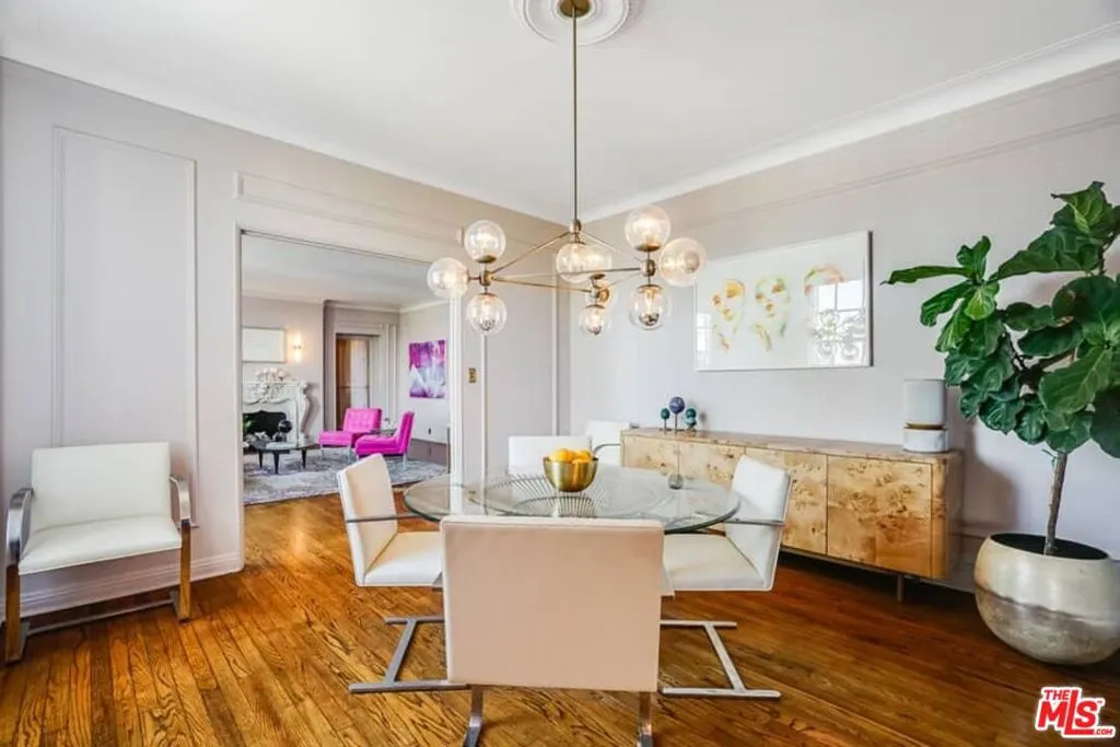 Los Angeles, California 90005, United States, 1 Bedroom Bedrooms, ,1 BathroomBathrooms,Residential,Pending,15469