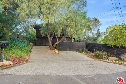 A home in Calabasas