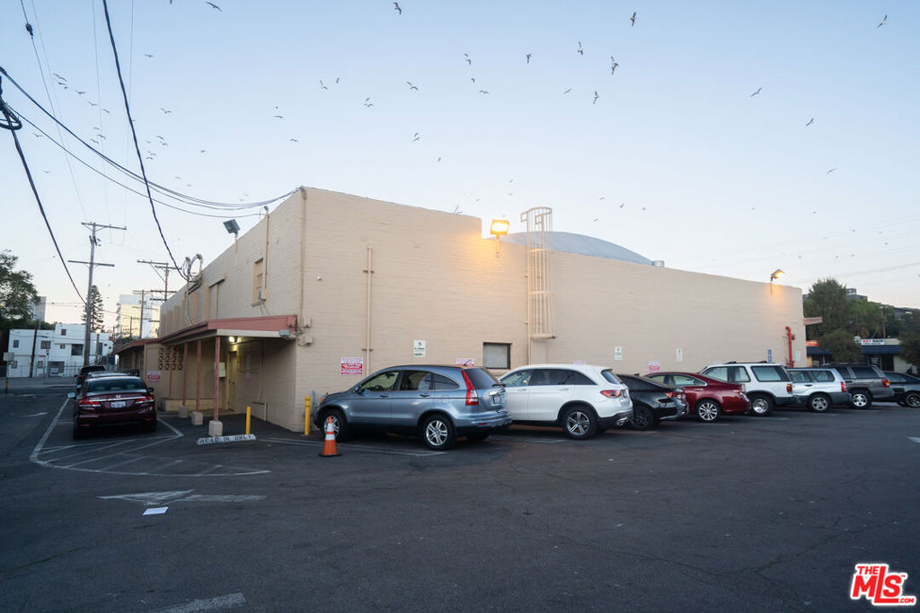 Properties 1 9432 Venice Boulevard