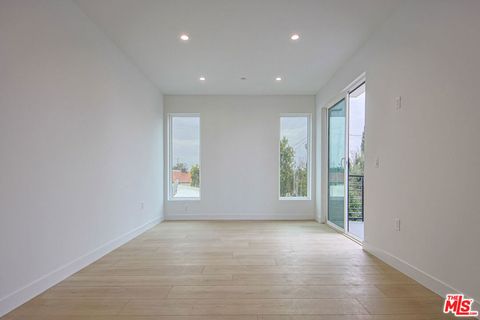 listing image 131