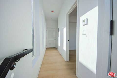 listing image 38