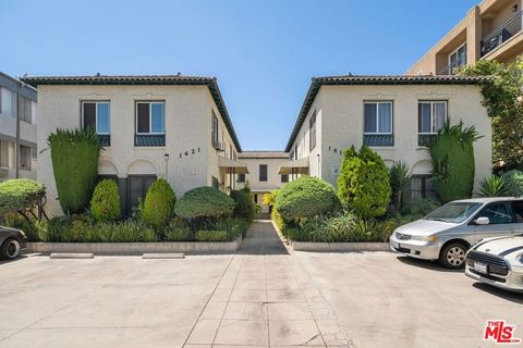 1415 S St Andrews Place Los Angeles CA 90019