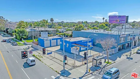 MLS: 25511935