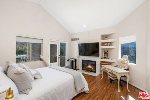 A home in Calabasas