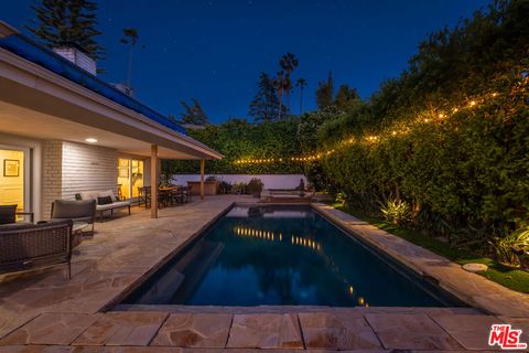 A home in Studio City