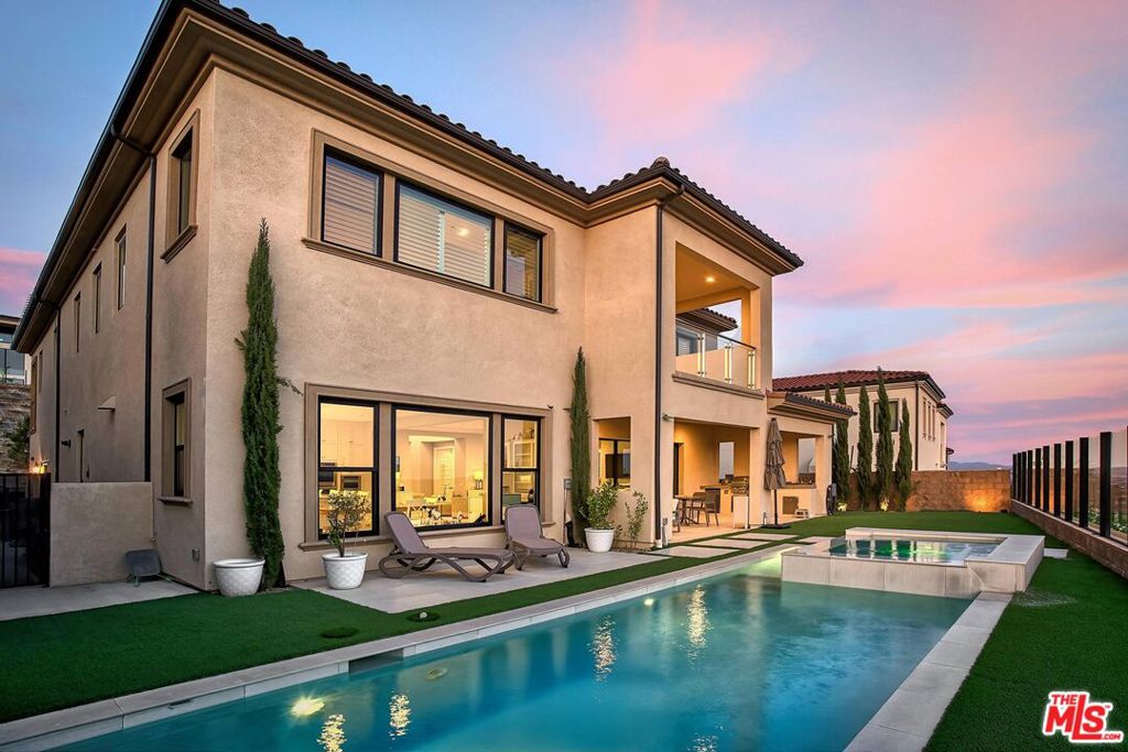 Properties 3 20326 W Liverpool Way