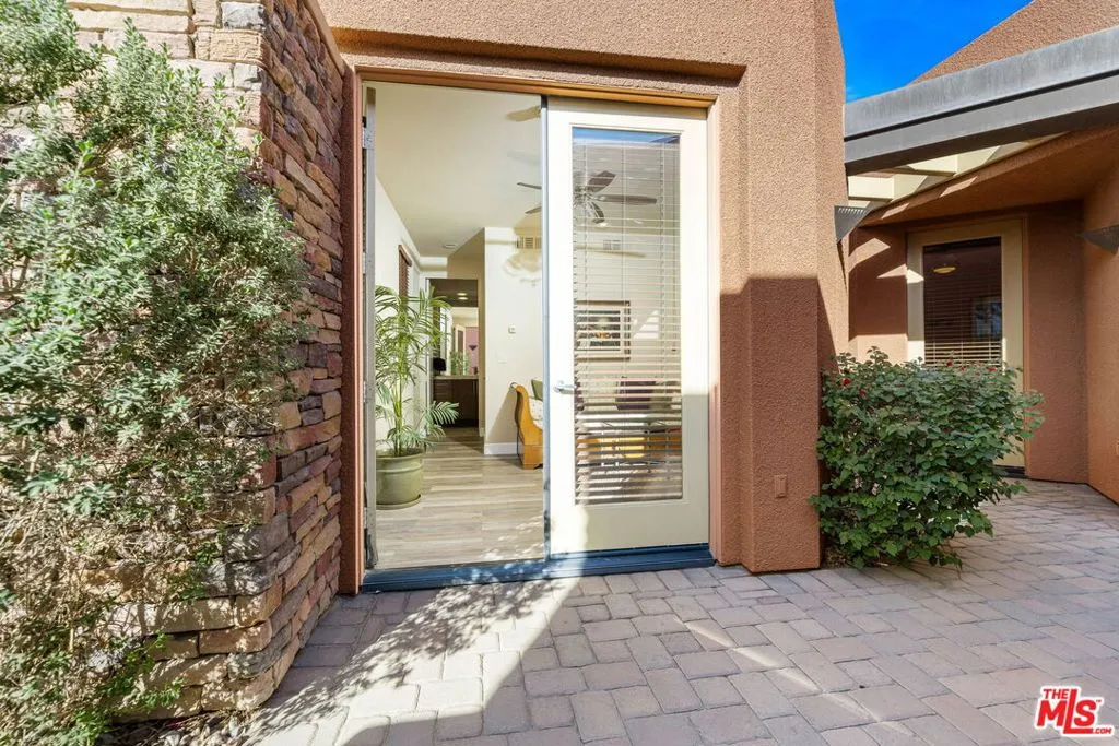 La Quinta, California 92253, United States, 3 Bedrooms Bedrooms, ,4 BathroomsBathrooms,Residential,Active,21958