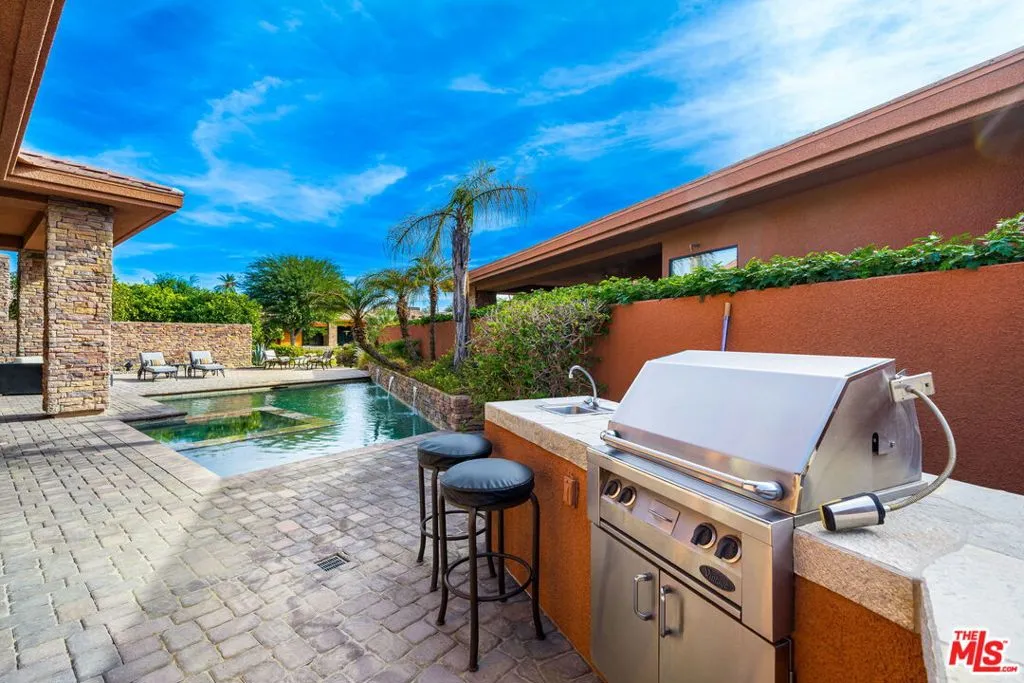 La Quinta, California 92253, United States, 3 Bedrooms Bedrooms, ,4 BathroomsBathrooms,Residential,Active,21958