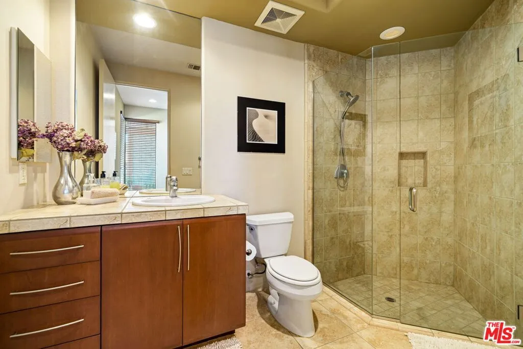 La Quinta, California 92253, United States, 3 Bedrooms Bedrooms, ,4 BathroomsBathrooms,Residential,Active,21958