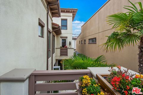 A home in Playa Vista