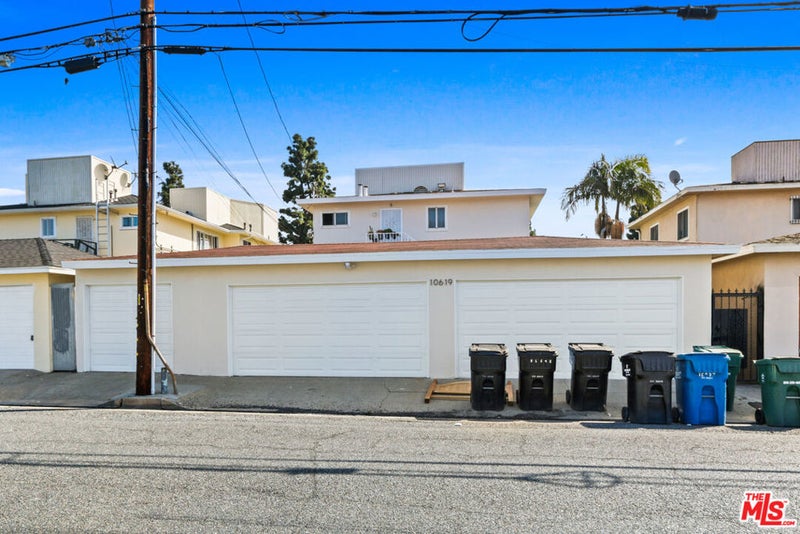 10619 Crenshaw Boulevard