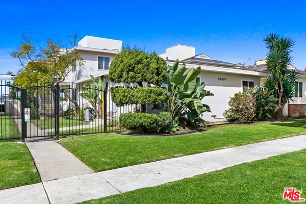 10619 CRENSHAW BLVD, INGLEWOOD, CA 90303 - Image 7e7a4508fd39140ee05facfa454edd9f/2827031986