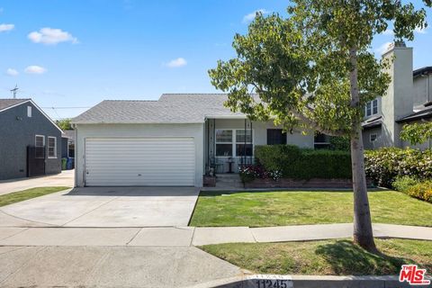 11245 Segrell Way Culver City CA 90230