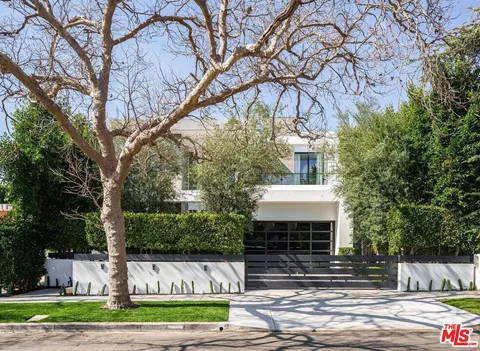 649 N Edinburgh Avenue, Los Angeles, CA 90048 - MLS#: 25498567