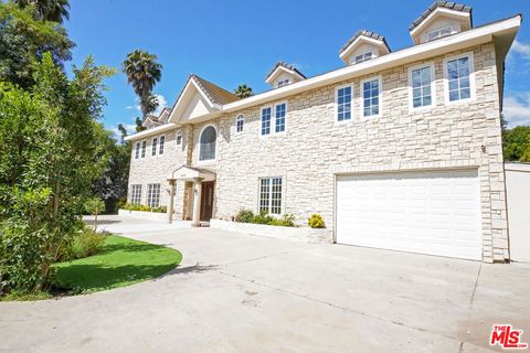 A home in Tarzana