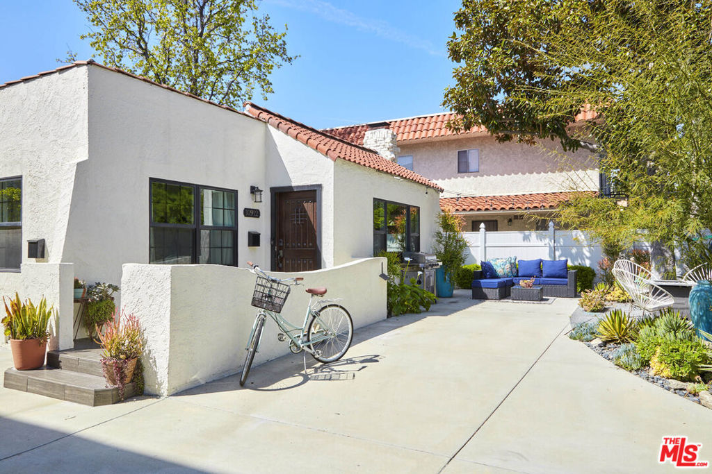 Properties 1 10912 Landale Street