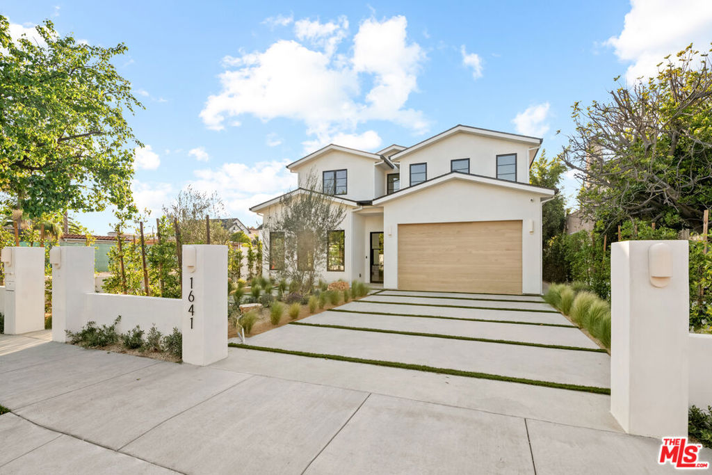 Properties 1 1641 S Corning Street