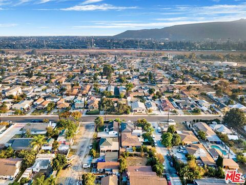 A home in El Monte