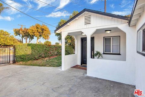 A home in El Monte