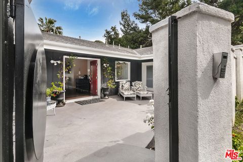 A home in Studio City