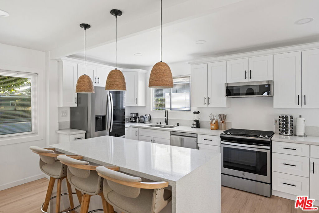 Properties 1 11333 Braddock Drive